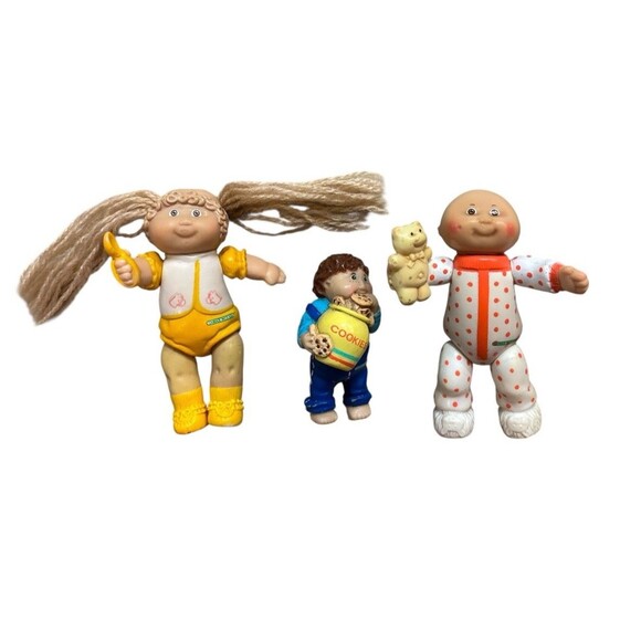 Vintage Cabbage Patch Kids Mini Figures PVC Figurines Toys Dolls Lot Of 3 1984 - Picture 1 of 6